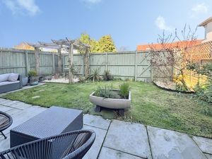 Photo 6- click for photo gallery